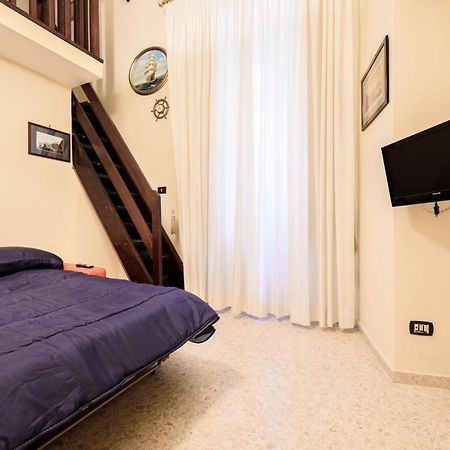 Casa Di Flo Apartment เนเปิลส์ ภายนอก รูปภาพ