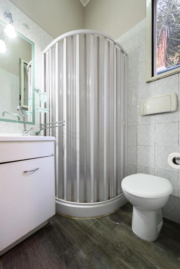 Casa Di Flo Apartment เนเปิลส์ ภายนอก รูปภาพ