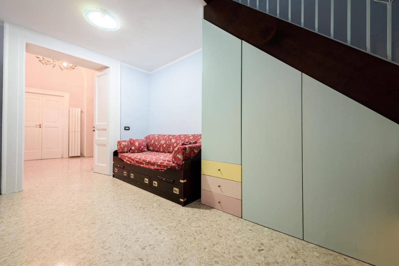 Casa Di Flo Apartment เนเปิลส์ ภายนอก รูปภาพ